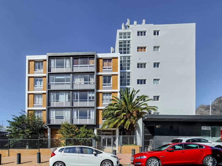 1 Bedroom Property for Sale in Gardens Western Cape